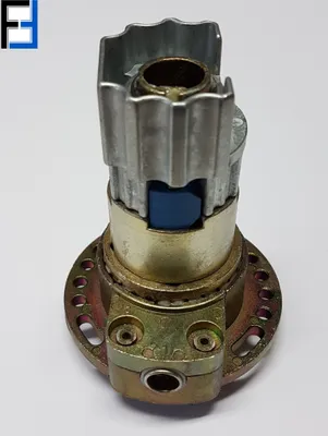 Produktbild von WERU Kegelradgetriebe 2:1 links 8-Kant Kittelberger Rolladenwelle 42 mm