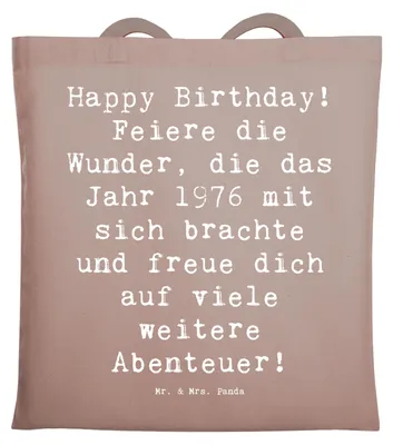 Produktbild von Mr. & Mrs. Panda Tote Bag Spruch 1976 Geburtstag - Braun Pastell - Geschenk, Büchertasche, Shopping Tasche, Tragetasche, Happy Birthday, Stoffbeutel, Geburtsjahr