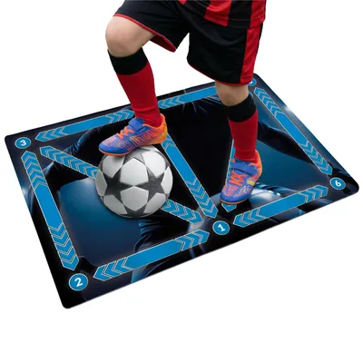 Produktbild von Fußball Trainingsmatte - 90x60 cm - Fußballprofi - Training Kinder - Rutschfeste Matte für Ballkontrolle - Kickmatte - Techniktrainer Indoor & Outdoor