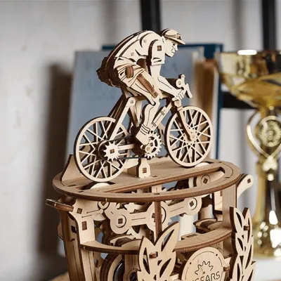 Produktbild von Automaton Fahrradfahrer aus Holz