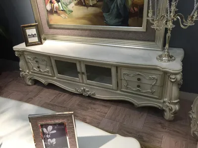 Produktbild von Sideboard TV Lowboard RTV Schrank Tisch Wohnzimmer Holz Klassisch Barock Neu