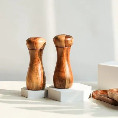 Obrázek produktu pro Sada mlýnků na sůl a pepř s podstavcem - keramický mlýnek - akáciové dřevo - 15,5 cm - 6 cm