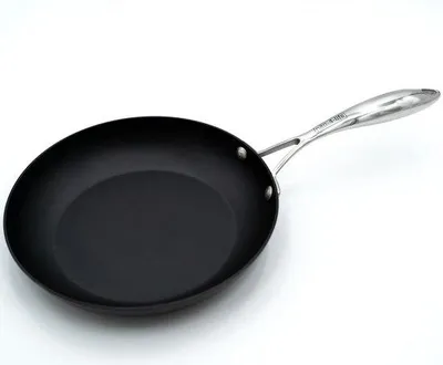 Obrázek produktu pro Nerezová pánev 24 cm, odolná proti poškrábání, s nepřilnavým povrchem