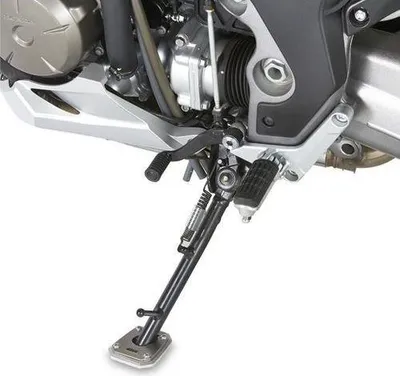 Productafbeelding van Givi voetverbreider ES1186, gemaakt van aluminium en roestvrij staal, voor de originele standaard van Honda