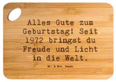 Produktbild von Mr. & Mrs. Panda Schneidebrett Spruch 1972 Geburtstag Freude - Transparent - Geschenk, Geburtstagsgeschenk, Brett, 50., holzschneidebrett, unvergessliche Geschichten