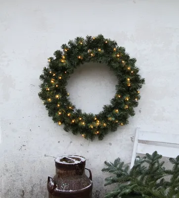 Produktbild von Best Season LED-Tannenkranz "Ottawa" beleuchtet ca.70 cm Ø50 w/w LED, grün, Trafo, outdoor, 612-51