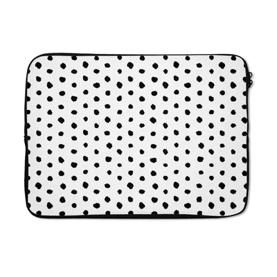 Produktbild von MuchoWow® Laptop Hülle 13 Zoll Polka dots - Schwarz - Weiß - Muster Laptoptasche - Laptophülle - Sleeve - Rundumschutz