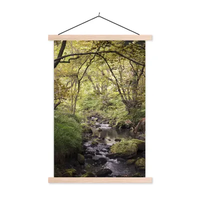 Produktbild von MuchoWow® Textilposter Hirsch - Baum - Wald 40x60 cm mit holzfarbenen Rahmen - Poster