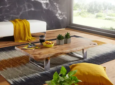 Produktbild von WOHNLING Couchtisch Akazie Wohnzimmertisch Holz Massiv Sofatisch Baumkante Flach