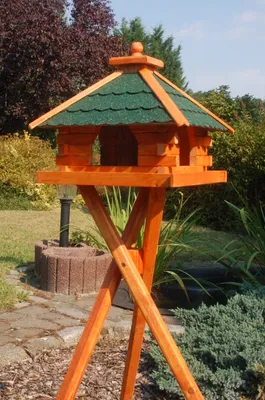 Produktbild von Vogelhaus mit Bitumenschindeln V20 mit Ständer