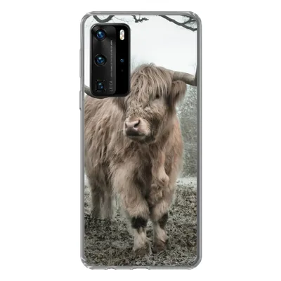 Produktbild von MuchoWow® Handyhülle Schutzhülle Hülle für Huawei P40 Pro Schottische Highlander - Natur - Herbst - Tiere - Wildtiere - Wald Silikon Softcase Handy Hülle - Schutz