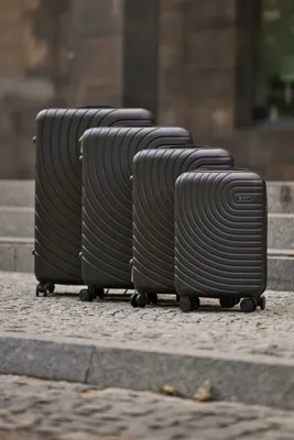Produktbild von Solier Hartschale Bordkoffer Reisekoffer Dunkelgrau 20 Zoll 30L mit 4 Rollen, Zahlenschloss, 2 Kammern und gummierten Griffen. Für Ryanair, Wizzair, LOT, KLM u.a.