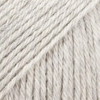 Produktbild von Drops Nord 03 Pearl Grey Strickgarn