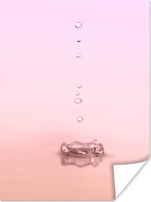 Produktbild von MuchoWow® Poster Tropfen fallen in rosa Wasser 90x120 cm - Wohnzimmer