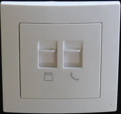 Produktbild von 7773 Levina Kunststoff 1 x RJ45 + RJ11 ISDN Cat-5 Dose Weiß