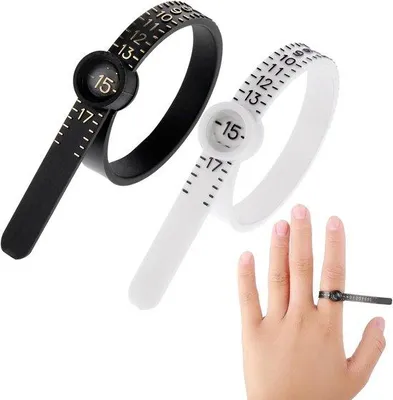 Immagine prodotto di Anello di misurazione in plastica, confezione da 2 pezzi, bianco e nero, personalizzabile, misure americane, con lente d'ingrandimento, per misurare gioielli