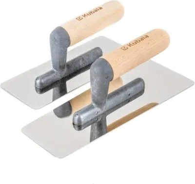 Immagine prodotto di Lisciatrice trapezoidale in acciaio inox, 75 x 95 x 240 mm, manico in legno