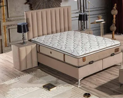 Produktbild von Elegantes Beiges Bett mit Matratze aus Textil und Edelstahl