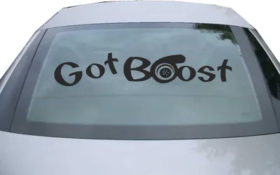 Produktbild von Indigos UG - Aufkleber Heckscheibe & Motorklappe DE2387 - schwarz - 600x114 mm - Got Boost - Auto Scheiben Fenster Heckklappe Tuning Racing JDM - Die cut