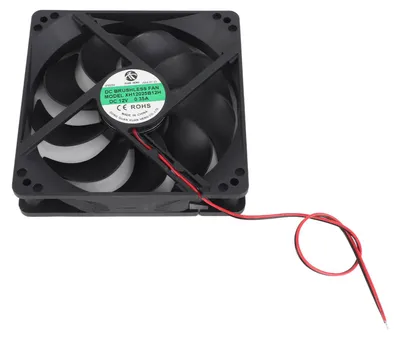 Produktbild von 12-V-/24-V-Lüftungsventilator zur Kühlung und Entlüftung für Wohnmobile, Wohnwagen und Yachten