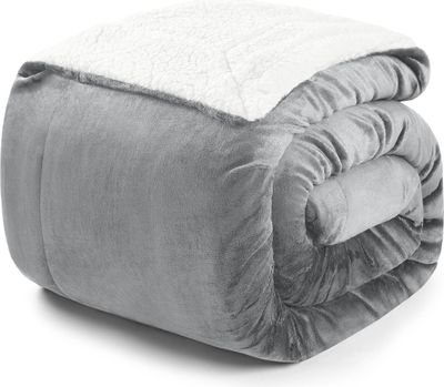 Blumtal Sherpa Decke Kuscheldecke Flauschig - Decke Fleecedecke ® , Sofadecke, Blanket, Tagesdecke und Wohndecken Kuscheldecken 150x200 cm, Grau