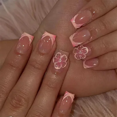 Produktbild von Fake Nägel 24 Stück Französisches Relief Blumen Perlen Design Kurze Quadratische Press On Nails Set