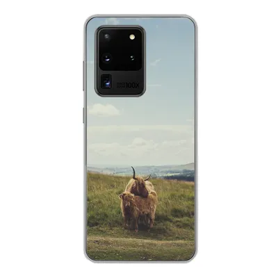 Produktbild von MuchoWow® Handyhülle Schutzhülle Hülle für Samsung Galaxy S20 Ultra Schottische Highlander - Gras - Wolken - Tiere Silikon Softcase Handy Hülle - Karteninhaber