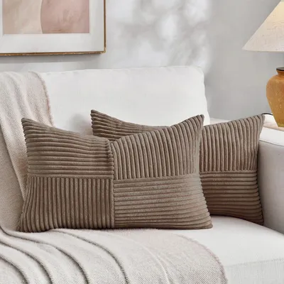 Produktbild von Set mit 2 hellbraunen Cord-Kissenbezügen, 40 x 80 cm, weich, modern, dekorativ, als Zierkissen, Sofakissen, Boho-Dekoration für Sofa, Schlafzimmer, Wohnzimmer, Bett