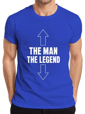 Productafbeelding van De Man, De Legende. Grappig cadeau voor een man, vader, of heer. T-shirt met de tekst "Legende", blauw, maat S