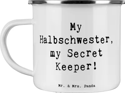 Produktbild von Mr. & Mrs. Panda Pott Spruch Halbschwester Geheimnishüter - Weiß - Geschenk, handgemacht, Geschwisterbeziehung, Familienbeziehung, Wertschätzung, Emaille Becher, Freude