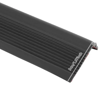 Obrázok produktu pre Okrajové lišty na schody, flexibilné PVC, samolepiaci dizajn, čierne