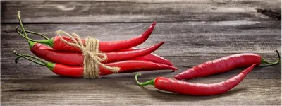 Produktbild von Glasbild 30x80cm Wandbild aus Glas Küche Chili Peperoni Gewürze Deko