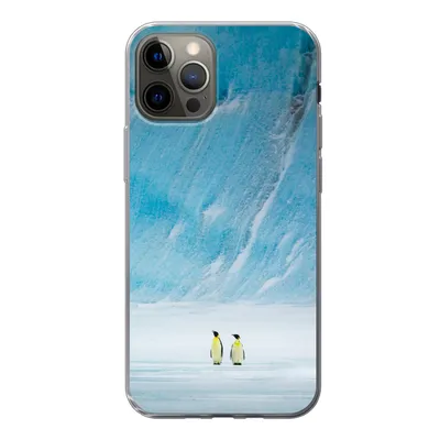 Produktbild von MuchoWow® Handyhülle Schutzhülle Hülle für iPhone 13 Pro Zwei Kaiserpinguine vor einem Eisberg Silikon Softcase Handy Hülle - Handy-Tasche