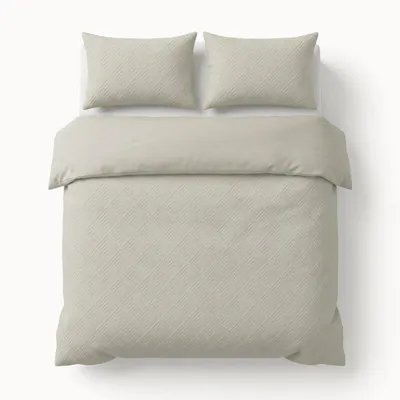 Imagen del producto de Sleeptime. Edredón moderno con diseño geométrico en 3D, color crema, 200 x 200/220 cm