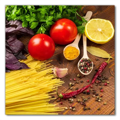 Produktbild von Wallario selbstklebende Möbelfolie/ Tischdecke für Innen und Außen, Größe: 60 x 60 cm - Italienisches Menü mit Spaghetti, Tomaten, Basilikum und Gewürzen