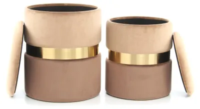 Immagine prodotto di Set di due poggiapiedi rotondi con spazio contenitore, diametro 31,5/36 cm - Colore: marrone chiaro, dorato e marrone - Rivestimento in velluto di poliestere - Bicolore con anello decorativo