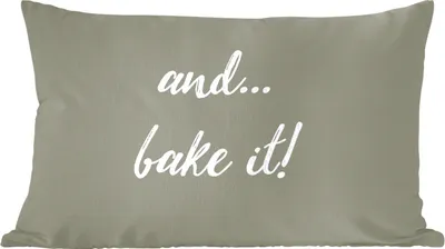 Produktbild von MuchoWow® Zierkissen Sofakissen Wohnzimmer Dekokissen 50x30 cm Sprichwörter - Zitate - Und... Backen Sie! - Backen - Wohnzimmerdekoration - Polster mit Photo