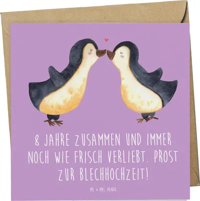 Produktbild von Mr. & Mrs. Panda Grußkarte 8. Hochzeitstag Blechhochzeit - Lavendeltraum - Geschenk, anlasskarte, Heirat, Geschenke, Glückwunschkarte, Liebe feiern, Heiraten, Klappkarte