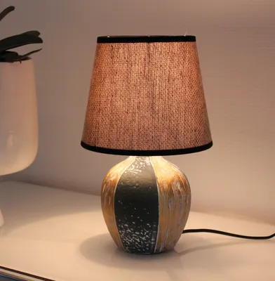 Obrázok produktu pre Keramická stolová lampa Malá nočná lampa Bočná lampa 18x30 cm Stolová lampa
