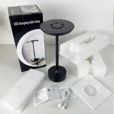 Immagine prodotto di Lampada da tavolo a LED con 3 temperature di colore - tavolo da pranzo e lampada decorativa per camera da letto, comodino, bar, ristorante 13*27,5 cm Nero /FDTDQH2/