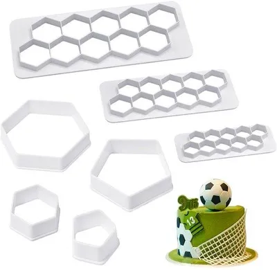 Produktbild von 7 Stück Fußball Keksschaber, hexagonale Plastikformen