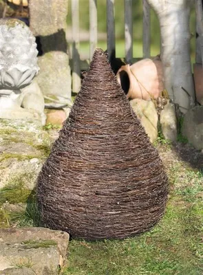 Produktbild von Dekokegel aus Reisig, 80 cm hoch, im Landhaus Stil, Outdoor Gartenkegel, Naturdeko, Deko Kegel für Garten & Terrasse