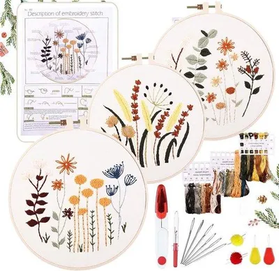 Produktbild von DigiRigi® Anfänger-Stickset (24 Teile) – 3 Blumen‑Kreuzstichmotive, 3x Kunststoff‑Stickringe, bunte Garne & Nähwerkzeug für DIY, Handwerk & Nähen