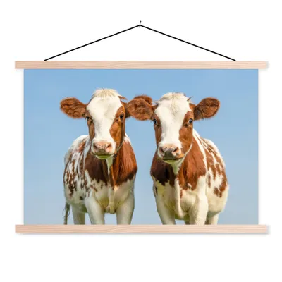 Produktbild von MuchoWow® Textilposter Kühe - Himmel - Tiere - Bauernhof - Porträt 60x40 cm mit holzfarbenen Rahmen - Bilder