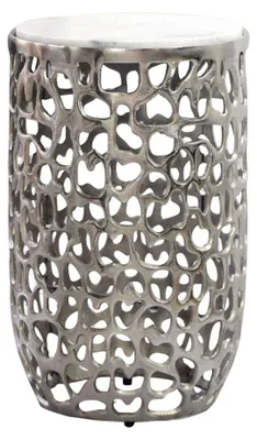 Beistelltisch Aluminium & Marmor rund 30 cm mit silbernem Aluminium-Gestell und durchbrochener Lochstruktur, Gesamtansicht.