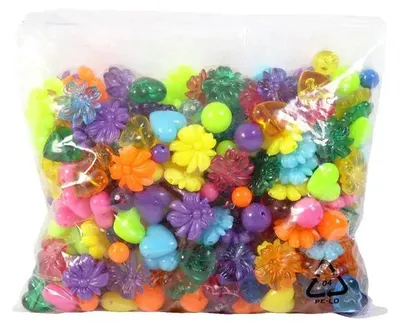 Image de Perles pour enfants dans un sac
