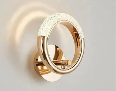 Moderne LED-Wandleuchte, Ringdesign, goldfarben - TOLLzWOOD