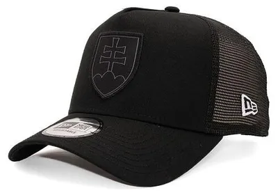 Zdjęcie produktu dla Czapka z daszkiem New Era 940 Trucker Core Cap, Słowacja, czarna – uniwersalny rozmiar