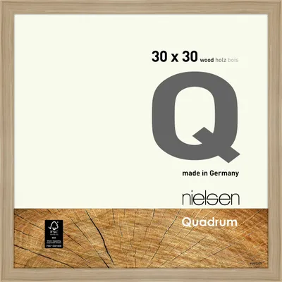Immagine prodotto di Cornice fotografica in legno Nielsen Quadrum, dimensioni 30x30 cm, finitura noce naturale, vetro standard