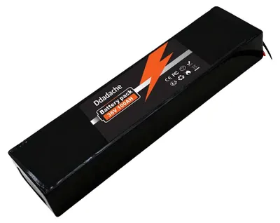Produktbild von Lithium-Batteriepack, 10S3P-Konfiguration, 100Ah Kapazität, T-DC